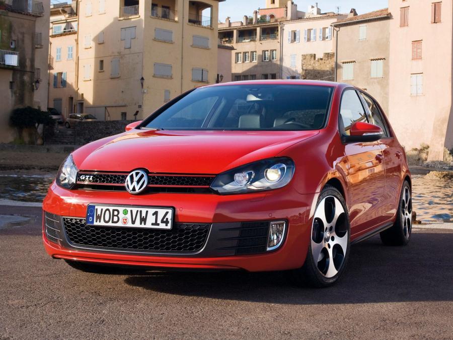  Volkswagen Golf GTi 2009 года  (фото 14 из 17)